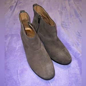 Vionic Joy Zadie Bootie